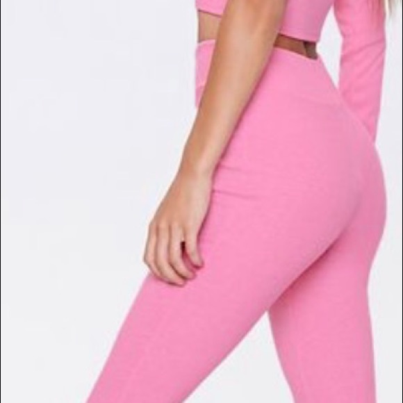 Pink Outfit - Picture 2 of 6